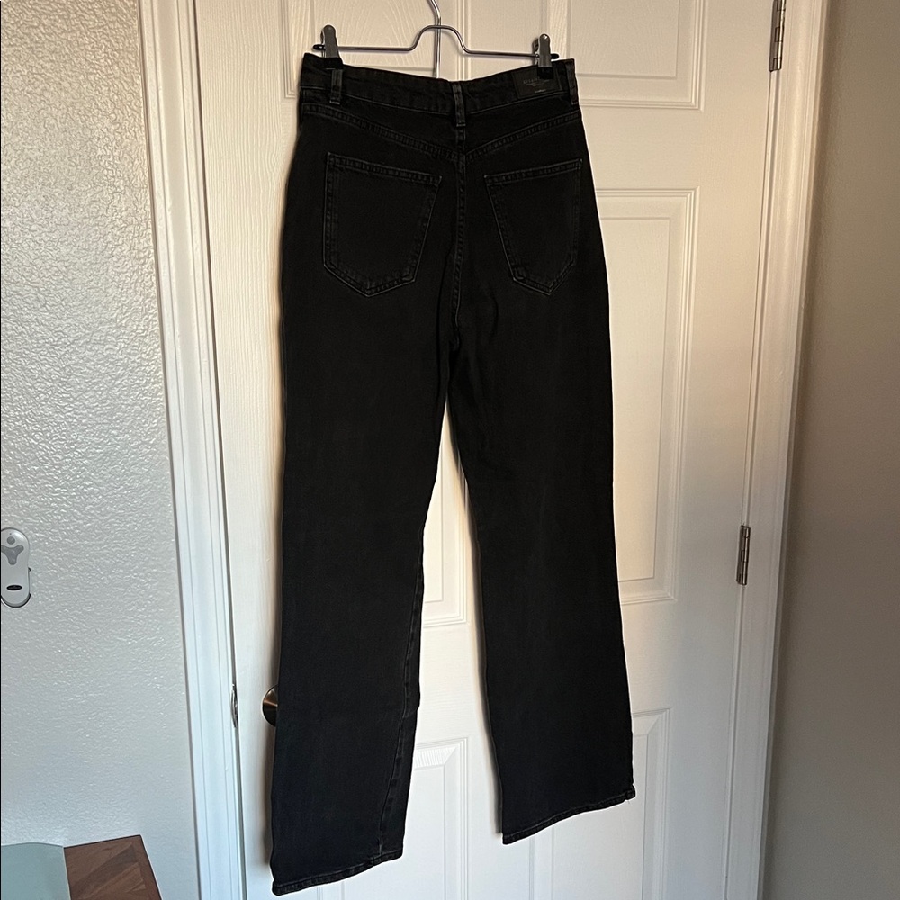 Stradivarius Black Straight Leg Jeans - Picture 2 of 4